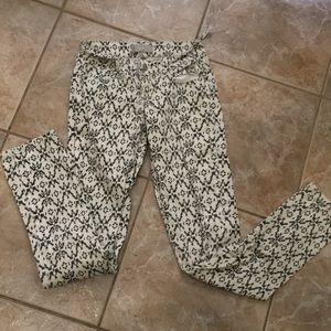 Rue21 Jeans‎ * Aztec like pattern * size 0 / 1